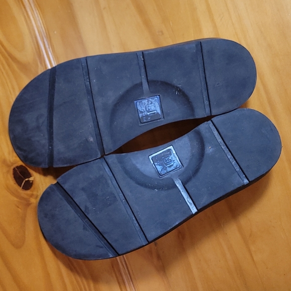 Kenneth Cole Leather & Hair Slip On Loafers - Picture 10 of 12